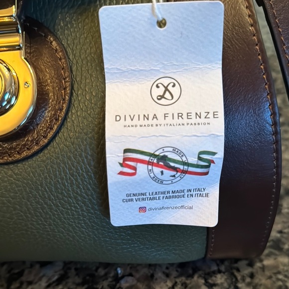 Divine Firenze leather handbag made in Italy NWT - Picture 2 of 16